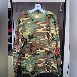 Brand new long sleeve tee